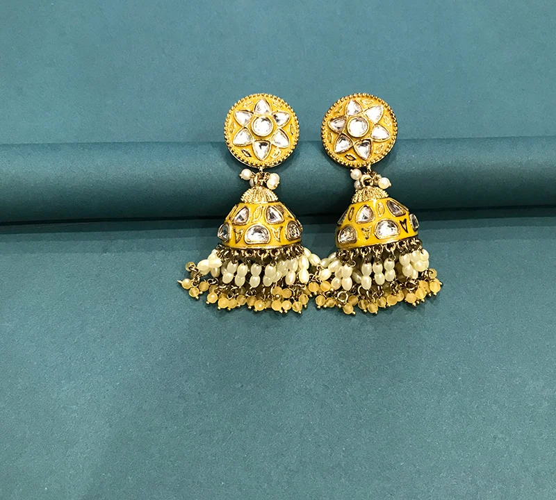 cyber_yellow_earrings_img
