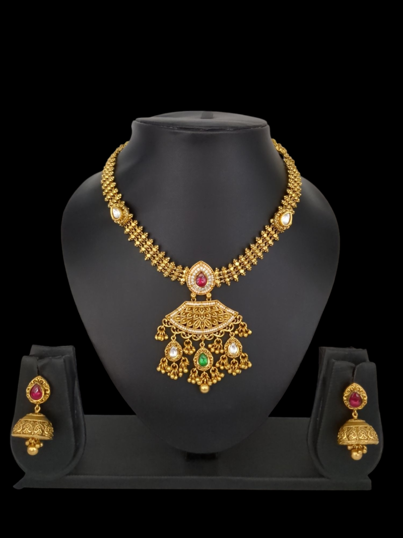 Necklace Set