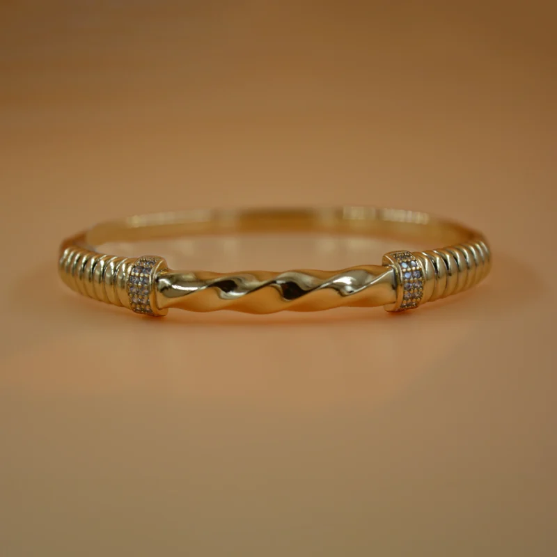 laleez-rose-gold-bracelet-design-img
