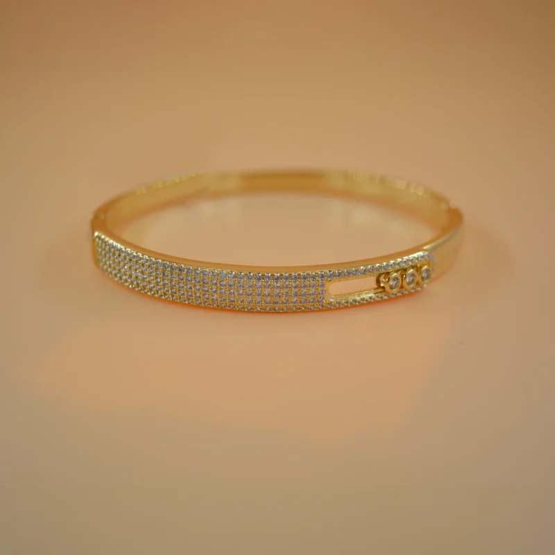 LALEEZ Fashion Jewellery |  Elegant Gold-Plated Pave Set Crystal Bar and Disc Bracelet | Ideal for Women - 093