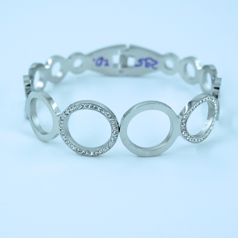 LALEEZ Fashion Jewellery | Modern Dual-Tone Hollow Oval Crystal-Accent Bracelet Set | Ideal for Women – 114