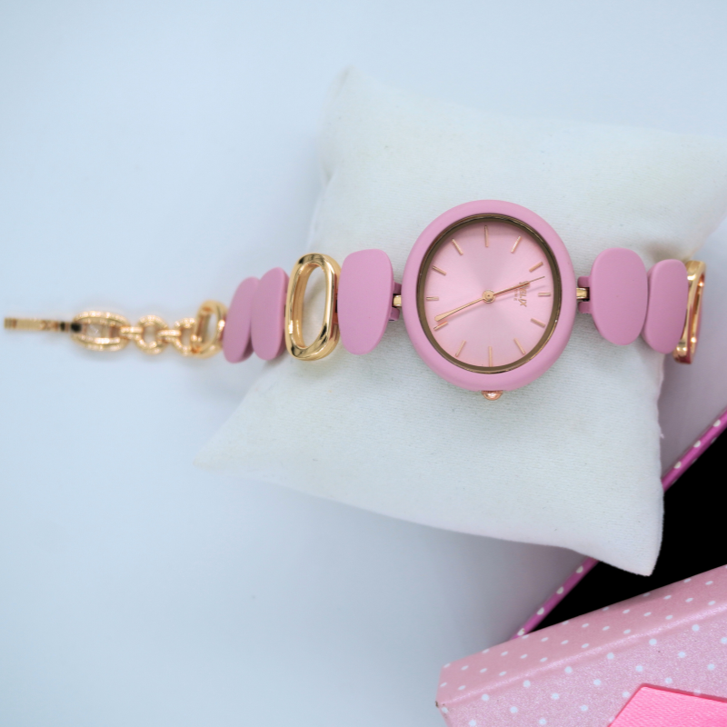LALEEZ Fashion Watches | Blush Pink Dial Gold-Link Elegant Designer Bracelet Watch | Ideal for Women – 105