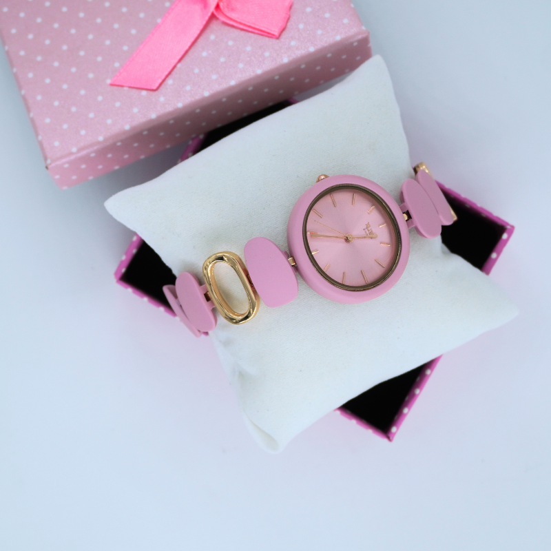 LALEEZ Fashion Watches | Blush Pink Dial Gold-Link Elegant Designer Bracelet Watch | Ideal for Women – 105