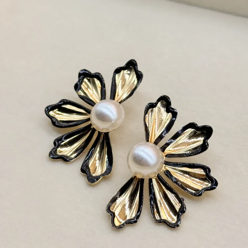 LALEEZ Fashion Jewellery | Gold-Plated Pearl Center Black Outline Floral Designer Stud Earrings | Ideal for Women - 105