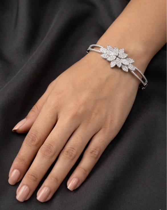 LALEEZ Fashion Jewellery | Silver-Tone Crystal Bloom Floral Twist Bangle Bracelet | Ideal for Women - 122